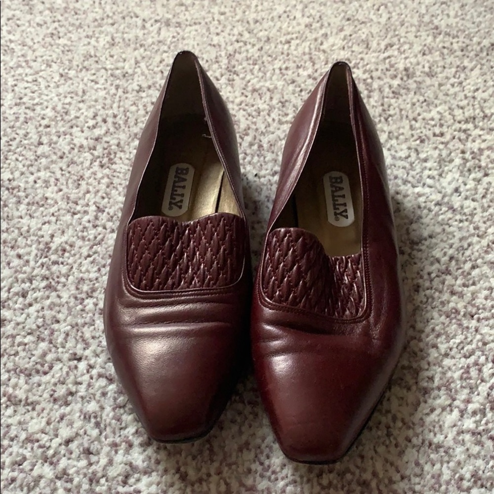 Marroon loafers, made in Italy!